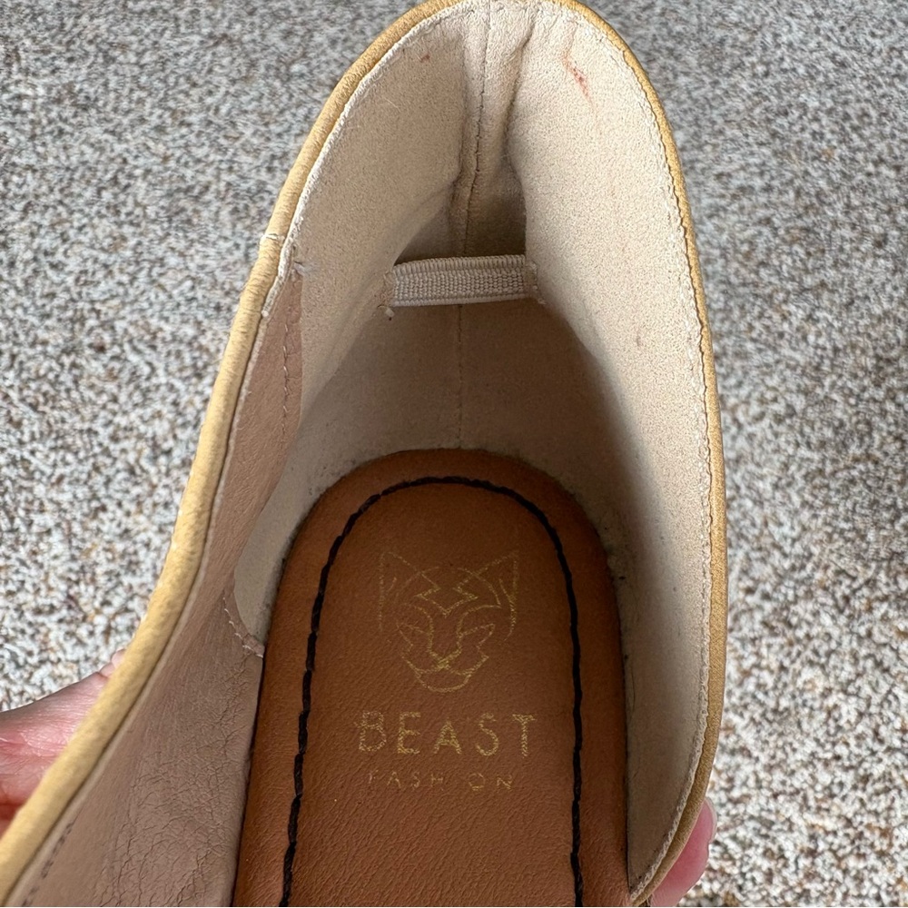 BEAST FASHION Tan Open-Toe Sandals Women’s Sz 7 - Picture 9 of 11